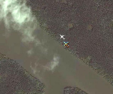 Bản đồ vệ tinh trực tuyến online nhận diện máy bay mất tích